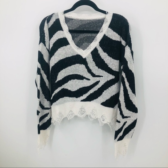 Shein Black‎ and white zebra print sweater - Picture 1 of 11